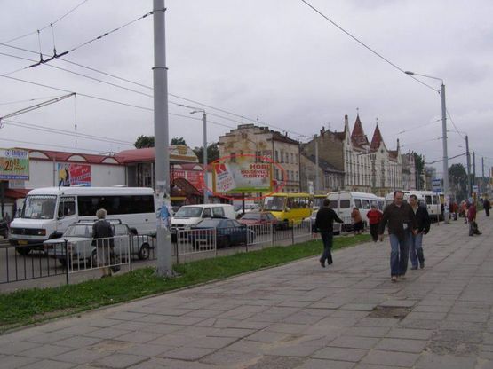 Фото рекламної площини за адресою Городоцкая К 7(Привокзальний ринок №2) з центру