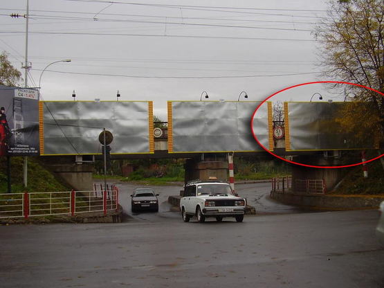 Фото рекламной плоскости по адресу вул. Вул. Станційна Гагаріна (міст) правий