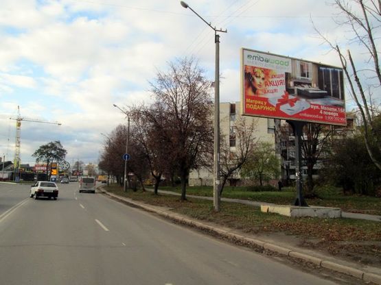 Фото рекламної площини за адресою вул. Довженко 18 Фото рекламної площини за адресою вул. Довженко 18