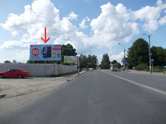 Фото рекламної площини за адресою вул. Довженко, 26 перед  кільцем, 100м до Комфі, Сільпо, Фокстрот Фото рекламної площини за адресою вул. Довженко, 26 перед  кільцем, 100м до Комфі, Сільпо, Фокстрот