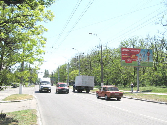 Фото рекламной плоскости по адресу вул. Залаегерсег  / Від ТРЦ Фабрика (р-н тролейбусного управління) Фото рекламной плоскости по адресу вул. Залаегерсег  / Від ТРЦ Фабрика (р-н тролейбусного управління)