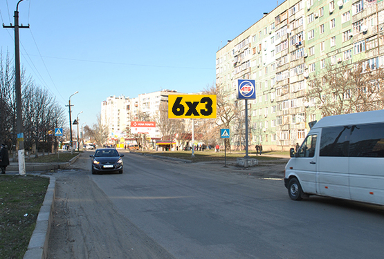 Фото рекламної площини за адресою ул. Гетьманская 48