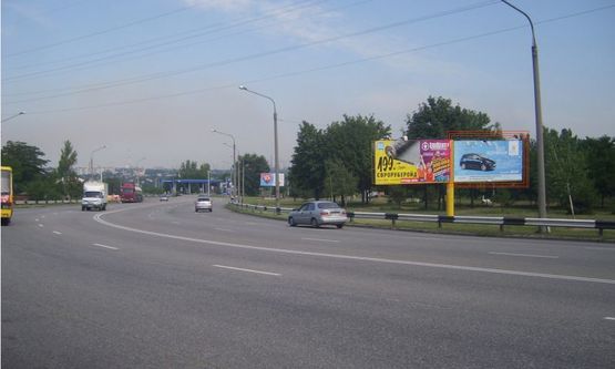 Фото рекламной плоскости по адресу Стефанова-автомобильный переезд (Правый)