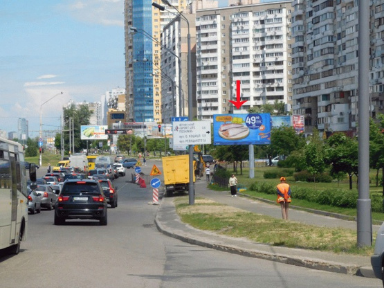 Фото рекламної площини за адресою Григоренко Петра ул. 33/44, возле ул.Драгоманова, от ст.м."Позняки", в центр