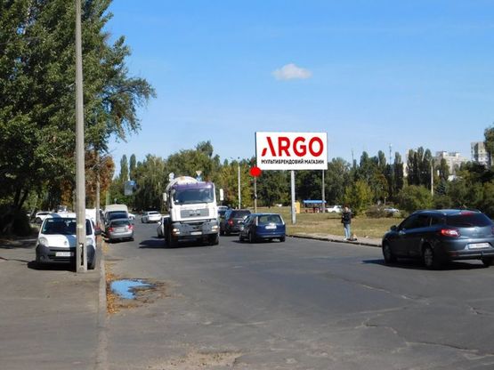 Фото рекламної площини за адресою Зодчих ул. 2 напротив