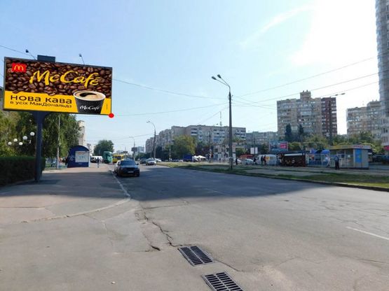 Фото рекламной плоскости по адресу Тростянецкая ул. (03-0652-01)