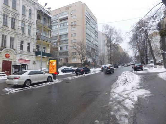 Фото рекламної площини за адресою Тарасовская ул. 38