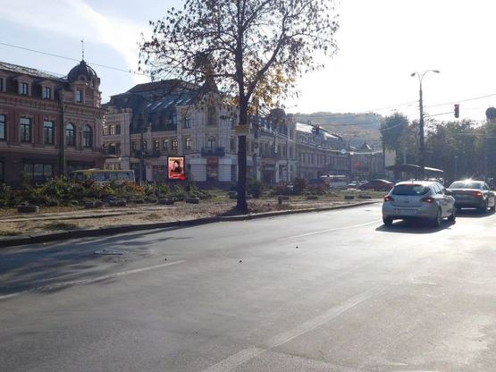 Фото рекламної площини за адресою Верхний Вал. 12/28