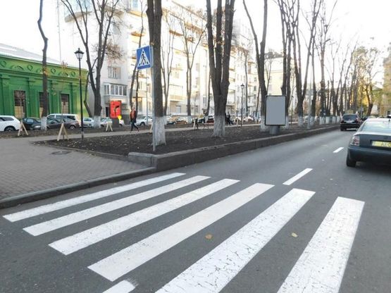 Фото рекламної площини за адресою Липская ул.  7/22, бульварная часть