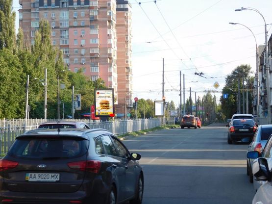 Фото рекламної площини за адресою Народного ополчения ул. 5