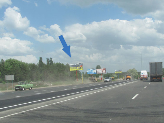 Фото рекламної площини за адресою Житомирская трасса, км 31+900 право, с. Гуровщина Фото рекламної площини за адресою Житомирская трасса, км 31+900 право, с. Гуровщина