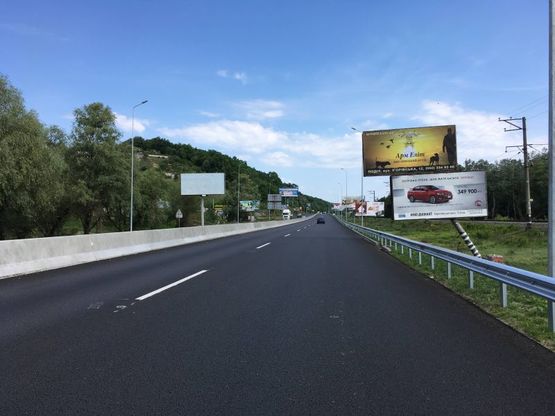Фото рекламной плоскости по адресу Обуховская трасса, 20+500 лево, с. Лесники, Фото рекламной плоскости по адресу Обуховская трасса, 20+500 лево, с. Лесники,