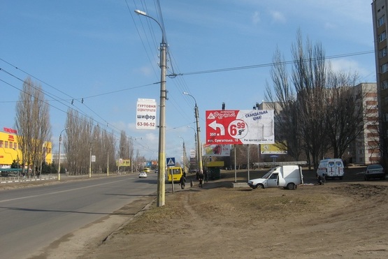Фото рекламної площини за адресою г. Черкассы, ул. Сумгаитская,21,- за рынком, остановка, напротив Фокстрот, Фуршет, АЗС Фото рекламної площини за адресою г. Черкассы, ул. Сумгаитская,21,- за рынком, остановка, напротив Фокстрот, Фуршет, АЗС