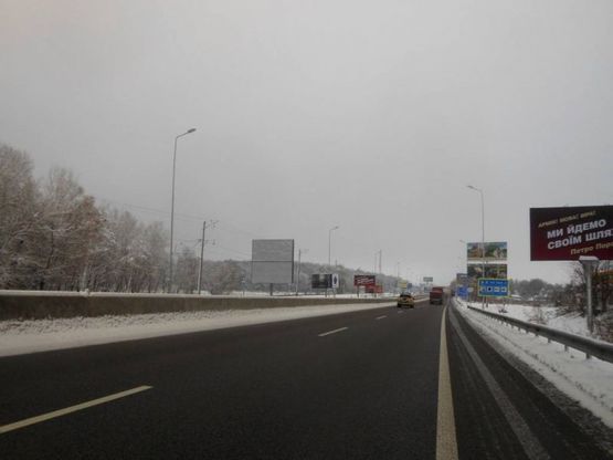 Фото рекламної площини за адресою Дніпровське шосе, траса Н-01 "Київ-Знам'янка", км 20+370 ліво Фото рекламної площини за адресою Дніпровське шосе, траса Н-01 "Київ-Знам'янка", км 20+370 ліво