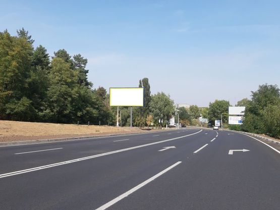 Фото рекламной плоскости по адресу м. Обухів, вул. Київська, 123 (виїзд з Обухова на Київ, Українку), право Фото рекламной плоскости по адресу м. Обухів, вул. Київська, 123 (виїзд з Обухова на Київ, Українку), право