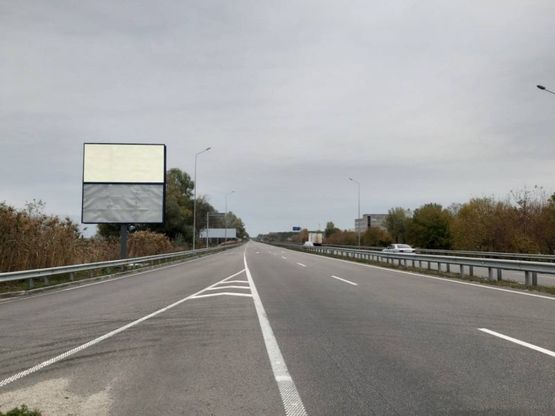 Фото рекламної площини за адресою км. 43+050 праворуч(Н-01 Київ-Знамянка); В'їзд в м.Обухів із Києва