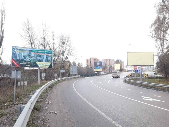 Фото рекламної площини за адресою м. Обухів, вул. Київська, в'їзд в Обухів з Києва, Українки,  право