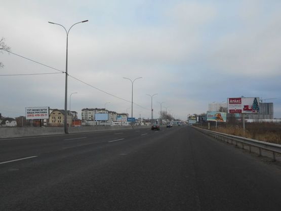 Фото рекламной плоскости по адресу с. Гатне, траса М-05 Київ-Одеса, км 14+365 ліво