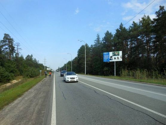 Фото рекламной плоскости по адресу Конча-Заспа, траса Р-02, км 33+000 ліво, поворот на с. П'ятихатки, котедж. Містечко "Сосновий Бор"