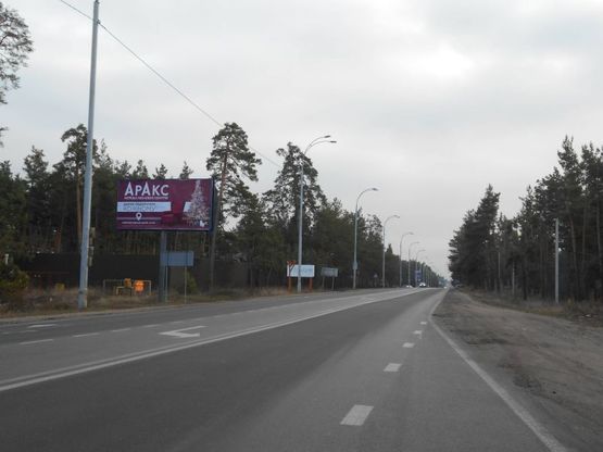 Фото рекламної площини за адресою Конча-Заспа, траса Р-02, км 30+150 ліво, АЗС "БРСМ", супермаркет "FAVORE", перед заміська резиденція  "QUEEN", клуб "SPORT LIFE" Фото рекламної площини за адресою Конча-Заспа, траса Р-02, км 30+150 ліво, АЗС "БРСМ", супермаркет "FAVORE", перед заміська резиденція  "QUEEN", клуб "SPORT LIFE"
