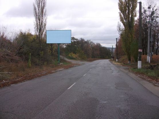 Фото рекламной плоскости по адресу вул. Соборна, 124, перед поворотом на вул. Вільна Фото рекламной плоскости по адресу вул. Соборна, 124, перед поворотом на вул. Вільна