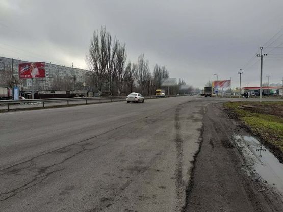 Фото рекламной плоскости по адресу Донецкое шоссе, 116- ж/м "Березинский" Фото рекламной плоскости по адресу Донецкое шоссе, 116- ж/м "Березинский"