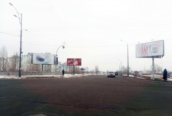 Фото рекламной плоскости по адресу Бальзака О. ул. - Драйзера Т. ул.  ул. 100м. от  Сильпо к Скаймоллу