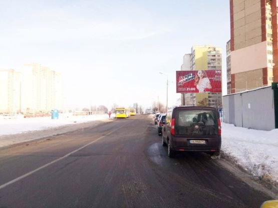 Фото рекламної площини за адресою Бальзака О. ул., 94