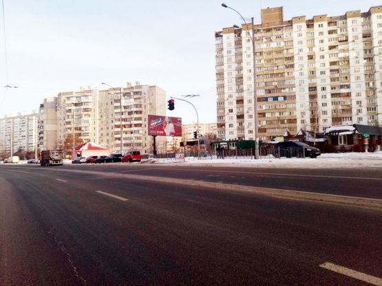 Фото рекламной плоскости по адресу Радунская ул., 5 (напротив)