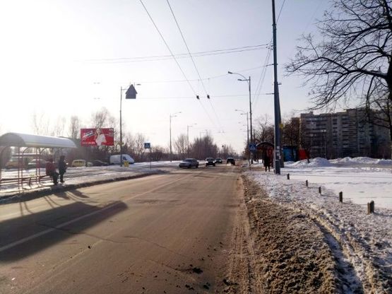 Фото рекламної площини за адресою Закревского Н. ул., 42А