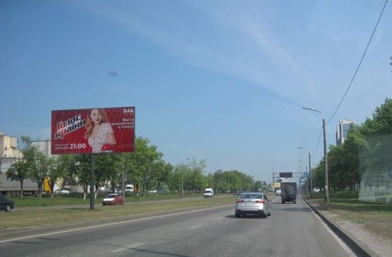 Фото рекламной плоскости по адресу Богатырская ул., ( 200 м к Добрынинской на Вышгород)
