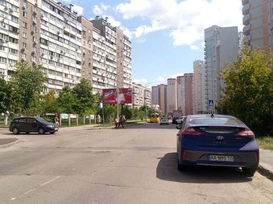 Фото рекламної площини за адресою Гмыри ул., 3