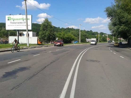 Фото рекламної площини за адресою Винница ул., ( 1100 м. до пересечения с Туннельной ул.) Фото рекламної площини за адресою Винница ул., ( 1100 м. до пересечения с Туннельной ул.)