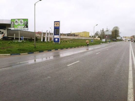 Фото рекламної площини за адресою Киевская трасса (с. Малехов, АЗС "Укрнафта") Фото рекламної площини за адресою Киевская трасса (с. Малехов, АЗС "Укрнафта")