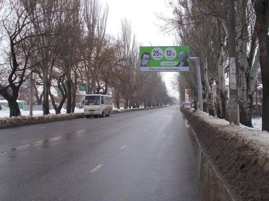 Фото рекламної площини за адресою Добровольского ул., 4 - Шептицкого ул. (АЗС "Shell")