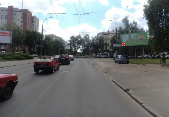 Фото рекламной плоскости по адресу Ивана Мазепы ул. - Любечская ул., Черниговский городской Дворец культуры Фото рекламной плоскости по адресу Ивана Мазепы ул. - Любечская ул., Черниговский городской Дворец культуры