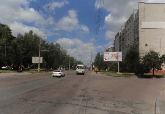 Фото рекламной плоскости по адресу Ивана Мазепы ул., 34, к центру