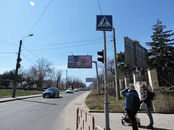 Фото рекламної площини за адресою Посмітного вул. - Генуезська вул. Фото рекламної площини за адресою Посмітного вул. - Генуезська вул.