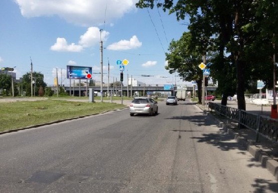 Фото рекламної площини за адресою Московский пр., 247А