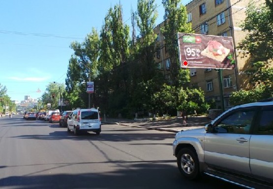 Фото рекламной плоскости по адресу Бойчука ул., 11 (бывш. Киквидзе ул.)