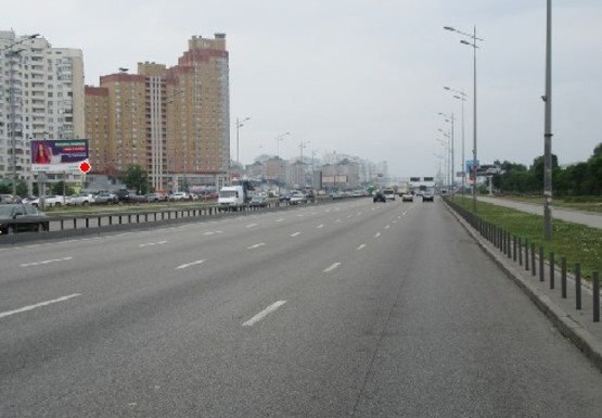 Фото рекламної площини за адресою Бажана пр., 30-26