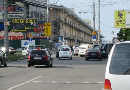 Фото рекламної площини за адресою Оболонский пр., 21