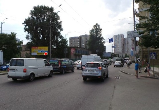 Фото рекламної площини за адресою Краснозвездный пр. - Демеевская пл.  (бывш. Московская пл.) (автомагазин Лада)