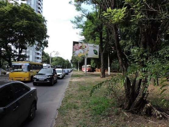 Фото рекламної площини за адресою Канатна вул., 124