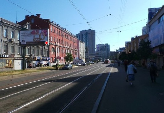 Фото рекламної площини за адресою Старовокзальная ул., 18