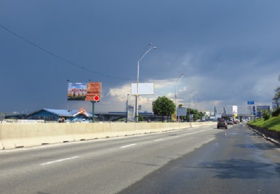 Фото рекламної площини за адресою Набережное шоссе