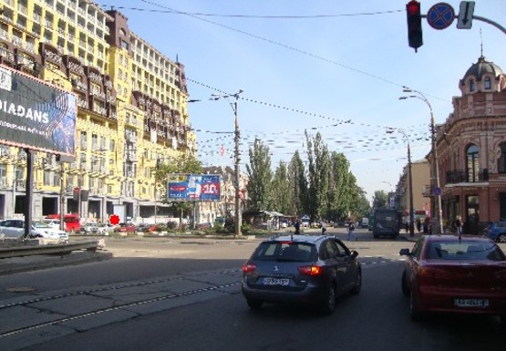 Фото рекламної площини за адресою Нижний Вал ул. - Константиновская ул.