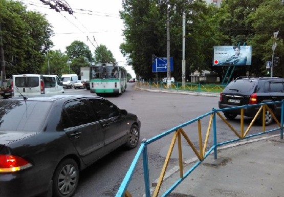 Фото рекламной плоскости по адресу Камянецкая ул. - Институтская ул.