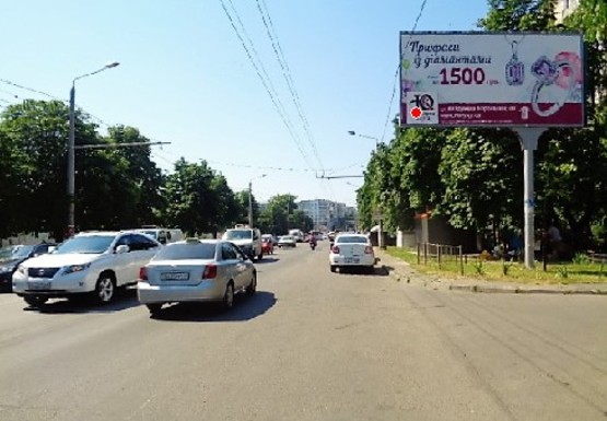 Фото рекламной плоскости по адресу Академика Королева ул.,74 (рынок Южный) Фото рекламной плоскости по адресу Академика Королева ул.,74 (рынок Южный)