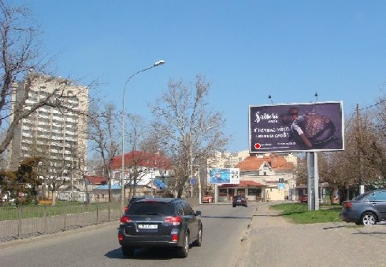 Фото рекламної площини за адресою Фонтанская дорога, 29-Б - ул. Бернардацци